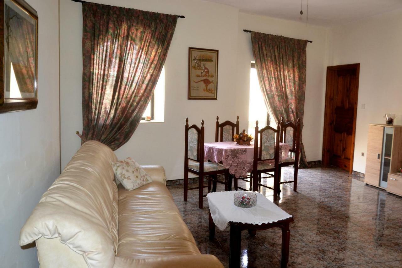Silia'S Maisonette Marsaskala Exterior foto